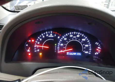 2010 Toyota Camry Le из США, поврежденный, VIN 4T1BF3EK7AU010498